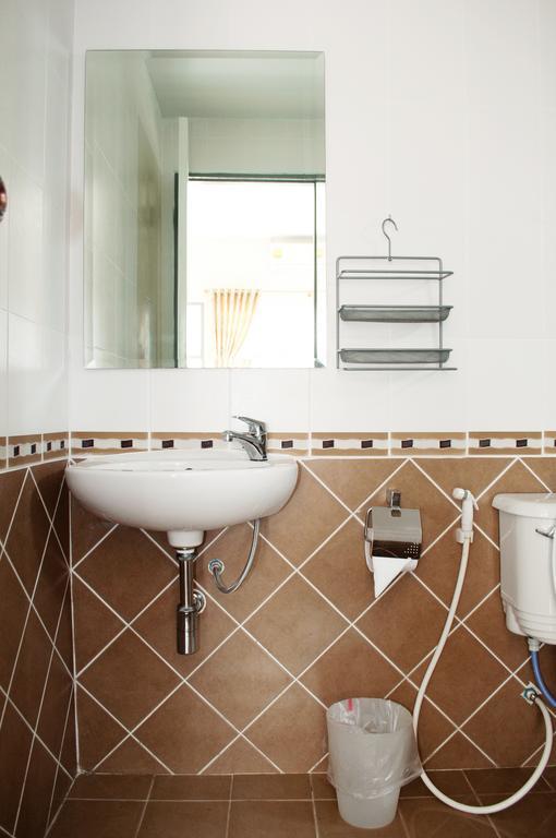 Buakhao Service Home パッタヤー 部屋 写真